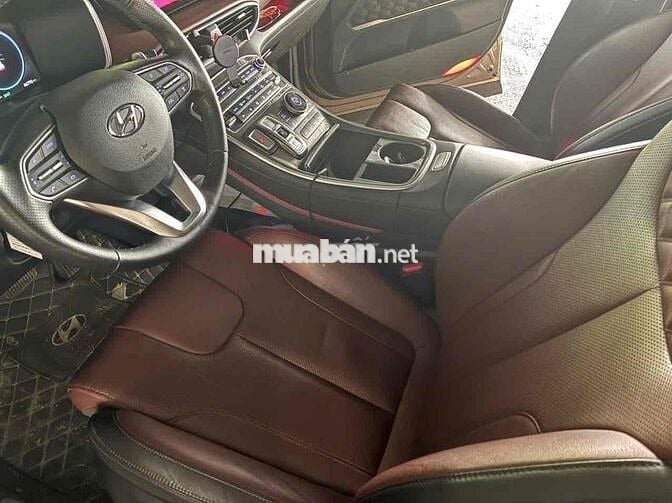 Hyundai Santafe Cao cấp nhất Xăng 46796 km Nâu