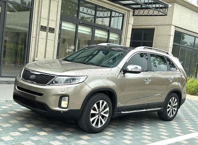 Kia Sorento 2015 2.4L Vàng cát 12 vạn km