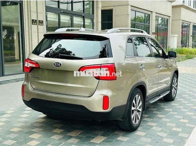 Kia Sorento 2015 2.4L Vàng cát 12 vạn km