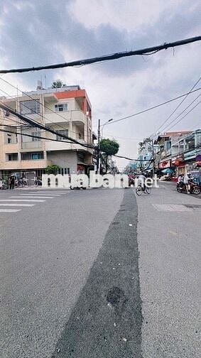 Già rồi còn không nên nết, đá bay luôn căn nhà lầu tâm huyết 2 Vk Ck