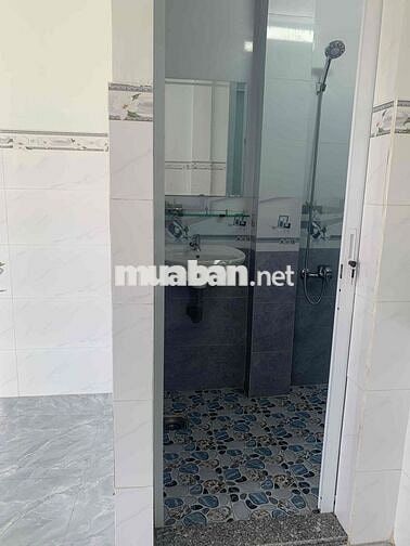 cho thuê phòng trệt căn gốc 2 mặt tiền đường