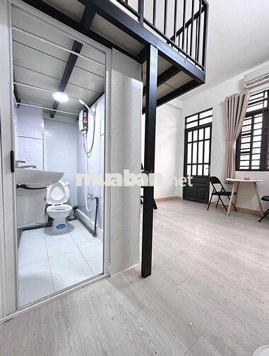 Khuyến mãi khai trương phòng ban công gác ở được 3-4 người