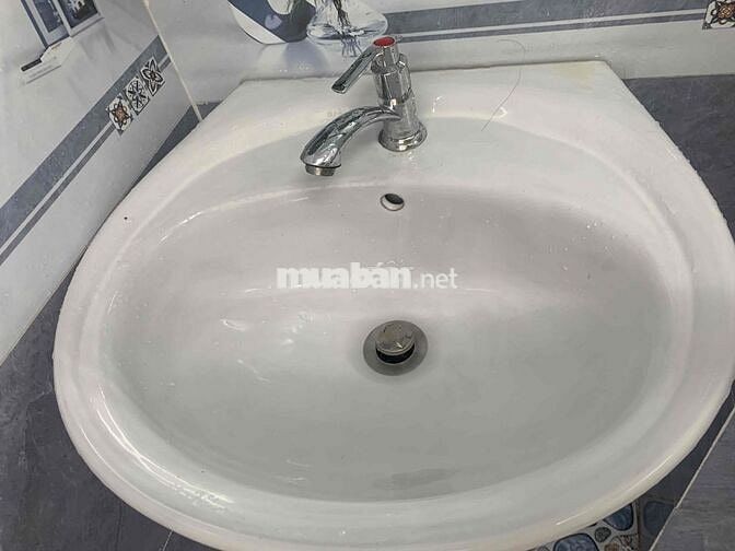 cho thuê phòng trệt căn gốc 2 mặt tiền đường