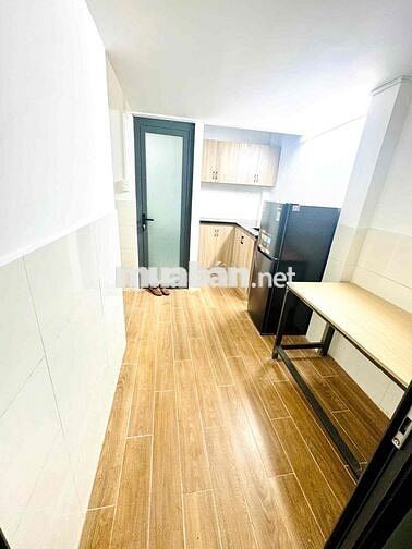 Căn hộ mini 30m2 1 trệt 1 gác cao, có 2 ban công thoáng | sát Q1