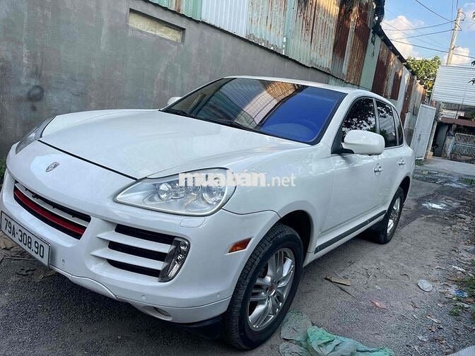 Porsche Cayenne Trắng 5 chỗ