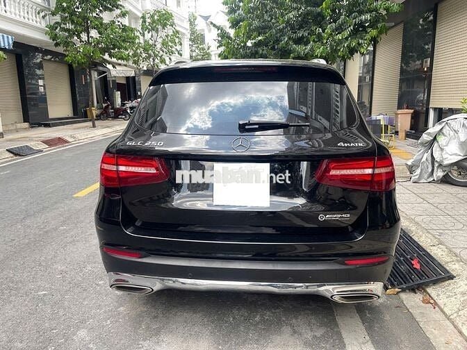 Mercedes-Benz GLC250 4Matic 9G-tronic model 2019