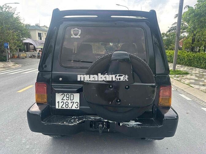 Hyundai Galloper Van 2002 dầu đen