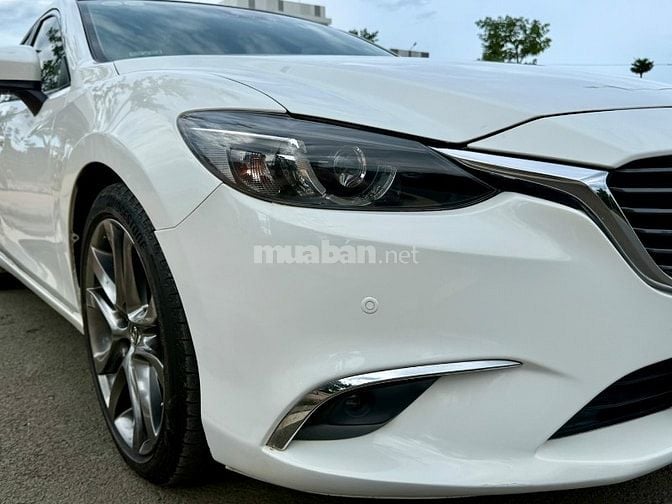 Bán Mazda 6 2.0 premium, xe chính chủ còn rất mới và đẹp