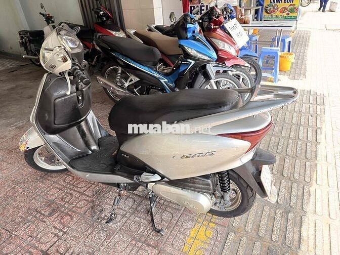 Honda Lead 2010 Bạc 1 giấy tờ đầy đủ