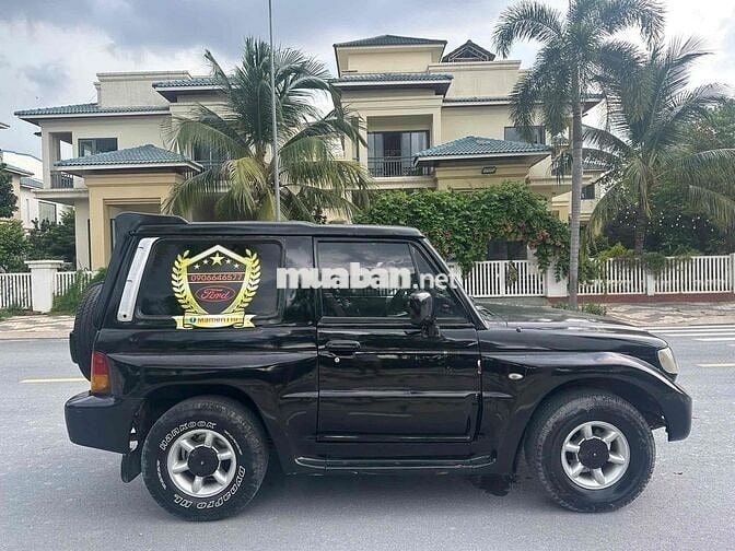 Hyundai Galloper Van 2002 dầu đen