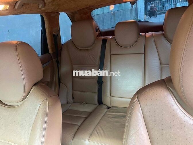 Porsche Cayenne Trắng 5 chỗ