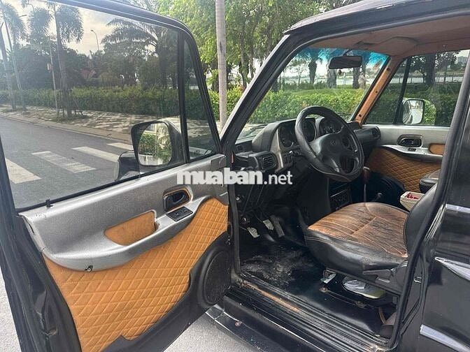Hyundai Galloper Van 2002 dầu đen