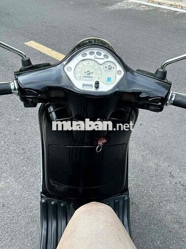 Piaggio Vespa LX 125 3V Fi Đen 9chủ BSTP