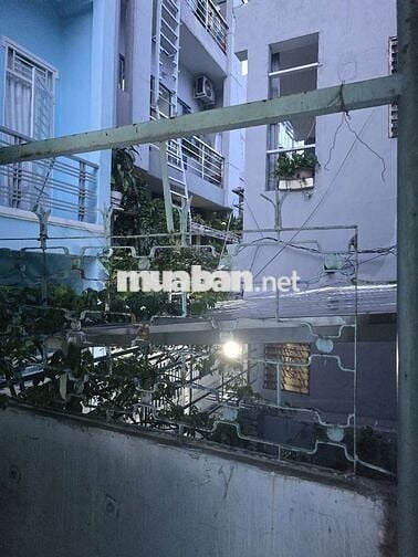 cho thuê phòng Q8 giá rẻ - có cửa sổ - có ban công 