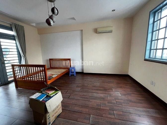 Cho thuê biệt thự Khu Bên Sông liền kề Gigamall Phạm Văn Đồng