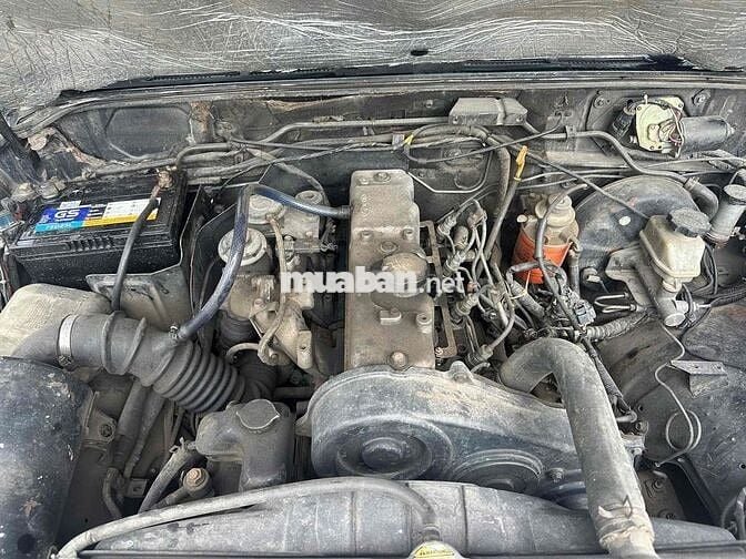 Hyundai Galloper Van 2002 dầu đen