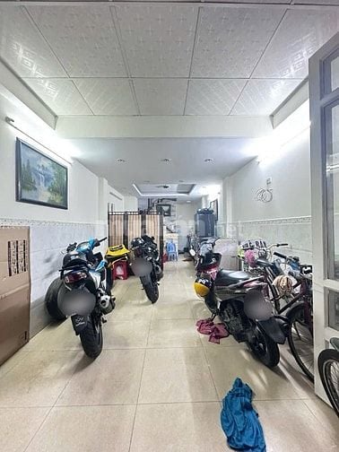 🏤 NHÀ 5 TẦNG 35 m² HẺM XE HƠI Đ. CAO THẮNG Q3. GIÁ TL 8,7 TỶ. 
