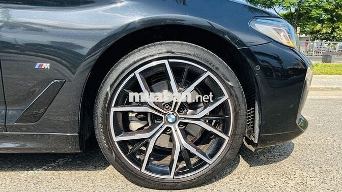 BMW 520i M Sport 2022 Đen 36.000 Km