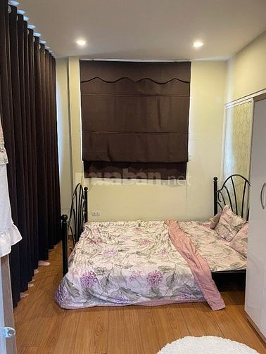 Chính chủ cho thuê căn hộ đủ đồ tại đường Hồng Hà, 1 -2 ngủ, 1WC