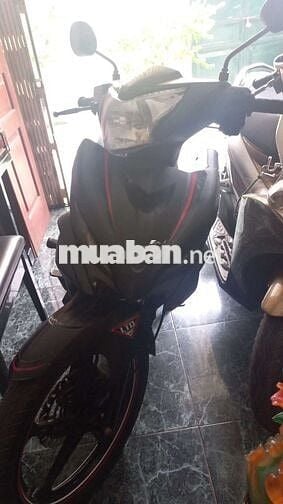 Yamaha Exciter Thể thao màu Đen