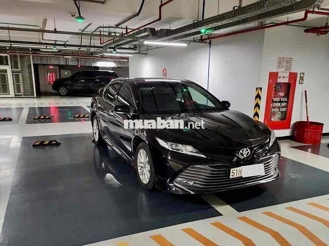 Toyota Camry 2019 Đen Thái Lan