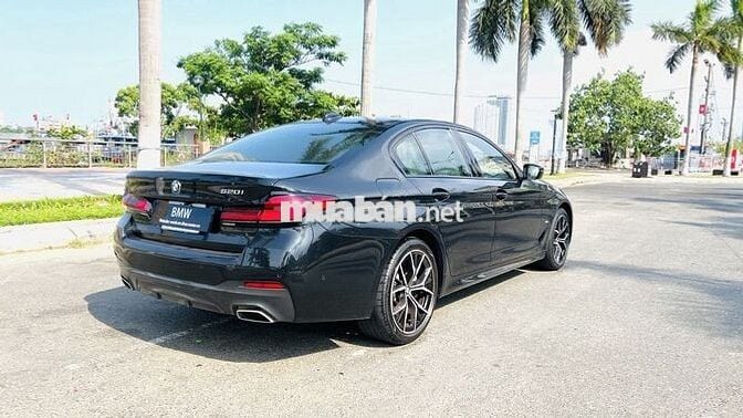 BMW 520i M Sport 2022 Đen 36.000 Km