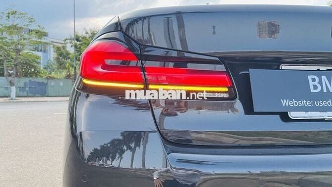 BMW 520i M Sport 2022 Đen 36.000 Km