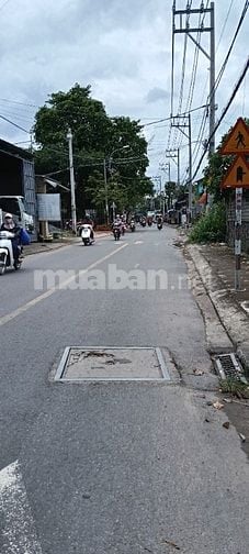 Nhà Biệt Thự Sân Vườn MT Đường Nhựa SHR
