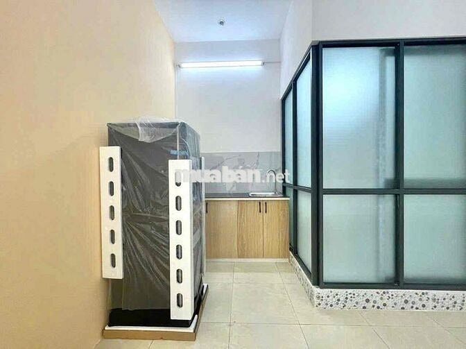 CHO THUÊ CĂN HỘ SIÊU RỘNG, BANCON NGAY BẾN XE QUẬN 8