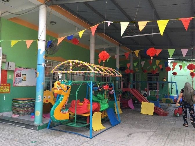 Nhà Biệt Thự Sân Vườn MT Đường Nhựa SHR