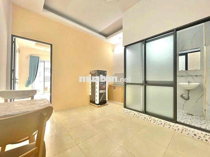 CHO THUÊ CĂN HỘ SIÊU RỘNG, BANCON NGAY BẾN XE QUẬN 8