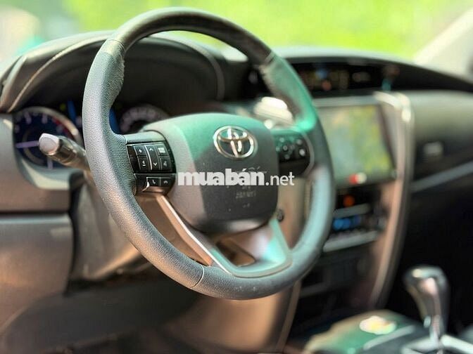 Toyota Fortuner mode 2021 AT máy dầu 1chủ mua mới