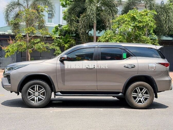 Toyota Fortuner mode 2021 AT máy dầu 1chủ mua mới