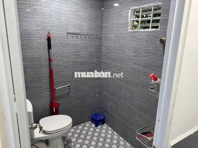 Cho Thuê Nhà Ngay Đại Học Công Thương - DT 4x20m 1 Trệt 1 Lửng 3Pn
