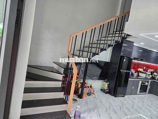 NHÀ PHÚ HOÀ - NHÁNH NGUYỄN THỊ MINH KHAI 200m - NHÀ SÁNG SỦA 3pngu
