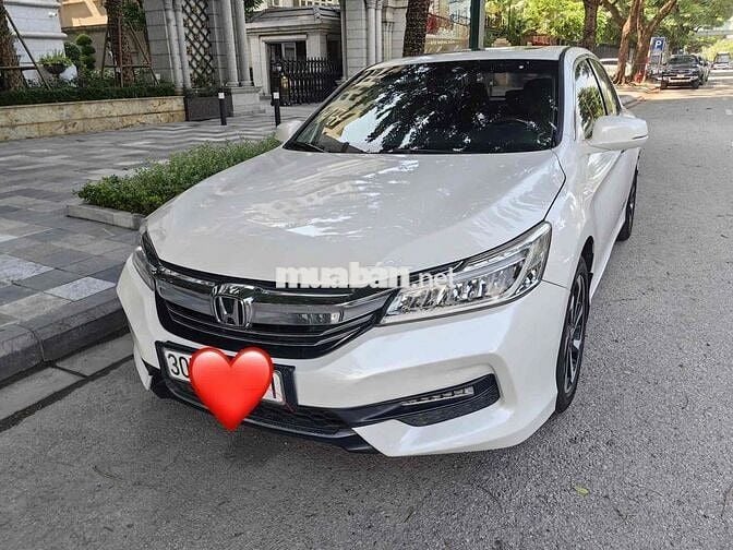 Honda Accord 2017 Trắng