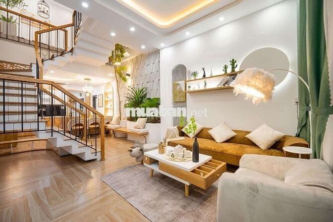 SÁT VÁCH CTY CHANGSHIN CÒN *** 1 CĂN NHÀ LẦU GIÁ CHỈ 600 TRIỆU