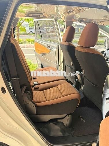 Toyota Innova 2.0E 2018