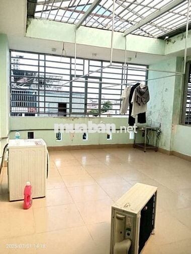 Cho thuê phòng trọ đầy đủ nội thất 2,8tr ngay cầu vượt NNgã Tư Ga.