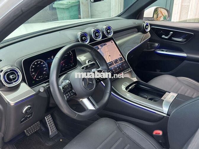 Mercedes-Benz GLC 300 4MATIC All New 2023 cực đẹp