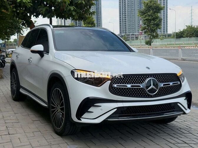 Mercedes-Benz GLC 300 4MATIC All New 2023 cực đẹp