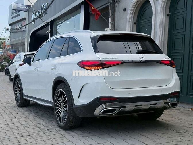 Mercedes-Benz GLC 300 4MATIC All New 2023 cực đẹp