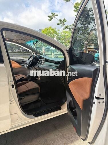 Toyota Innova 2.0E 2018