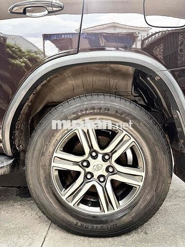 Toyota Fortuner 2017 Dầu 180.000km Nâu 7 chỗ