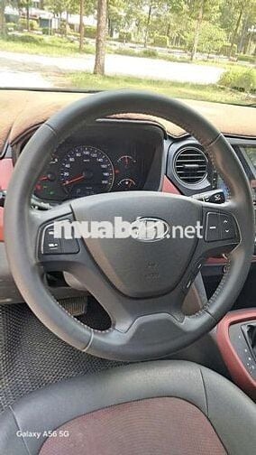 Hyundai i10 2017 Tự động Bạc