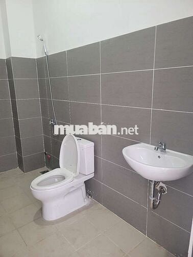 Cho thuê nhà dài hạn kđt tây bắc đường số 1
