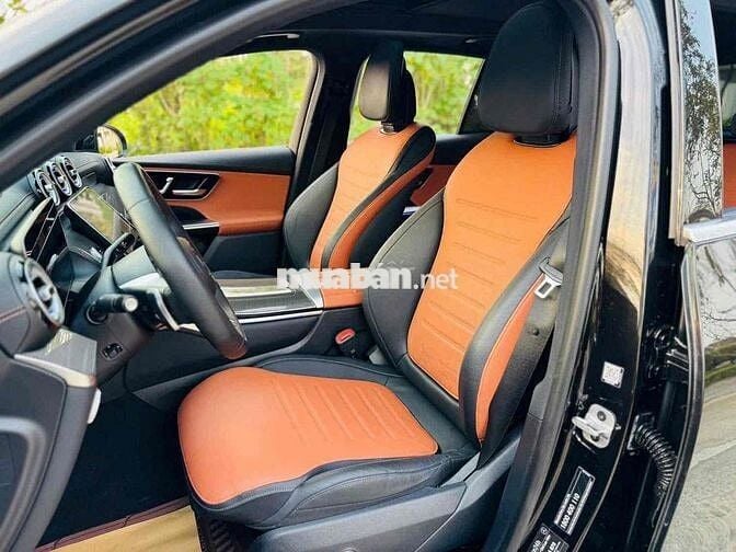Mercedes Benz GLC300 4matic 2025 Đen 9.000km