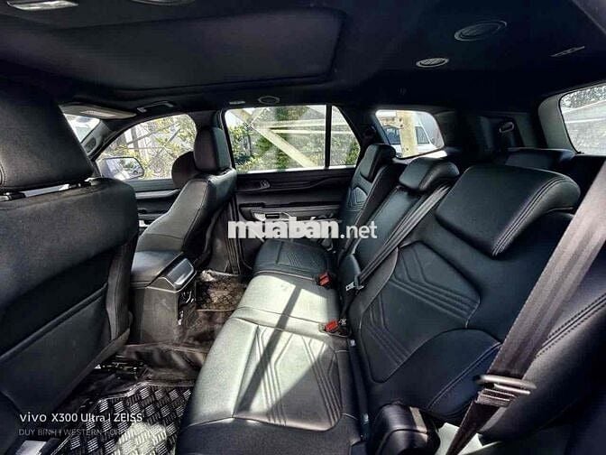 Ford Everest Titanium 4x4 2024 Trắng 32 ngàn km