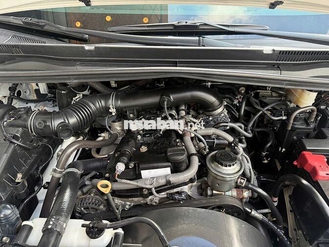 Toyota Innova 2.0E 2018
