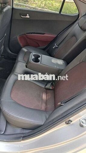 Hyundai i10 2017 Tự động Bạc